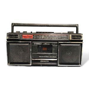 Vintage Sanyo Model M9703 Portable Radio Cassette Boombox am/fm